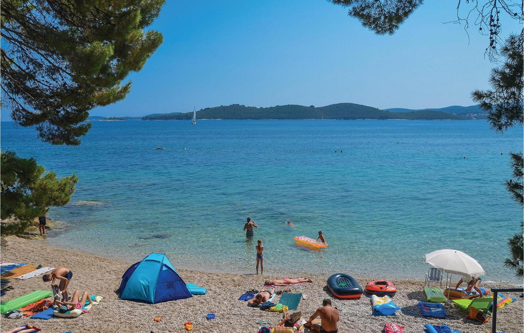Nice Apartment In Orebic With House Sea View Esterno foto