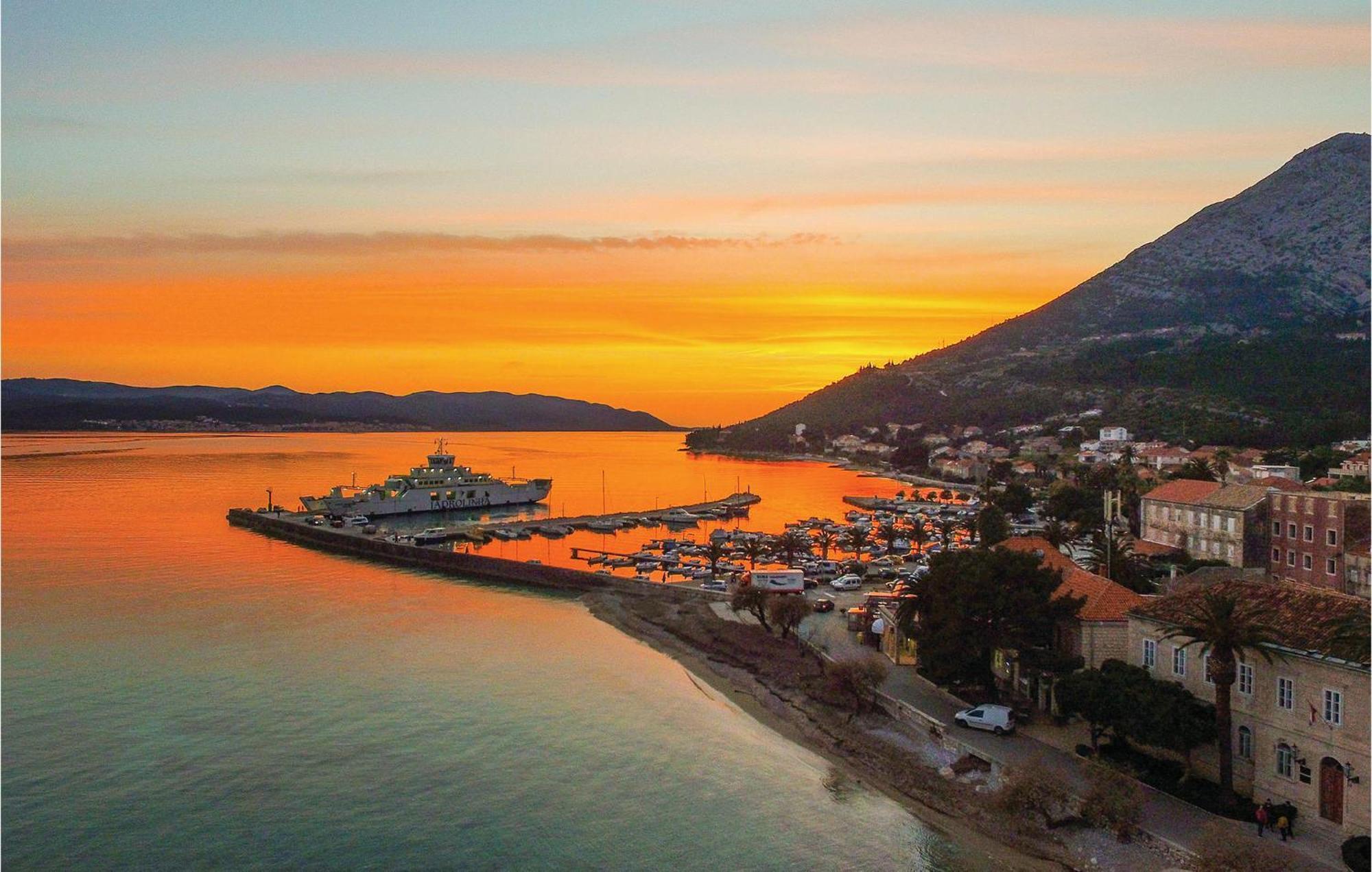 Nice Apartment In Orebic With House Sea View Esterno foto